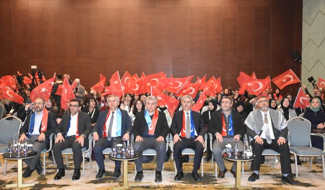 Konya'da 'Uluslararası Gençlik Diplomasisi Konferansı' düzenlendi