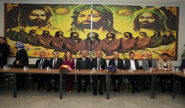 Kültür ve Turizm Bakanı Mehmet Nuri Ersoy, Hızır Orucu Lokması'na katıldı