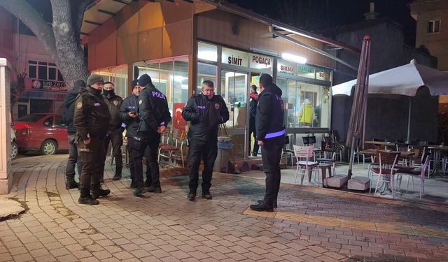 Kütahya'da çay ocağındaki bıçaklı saldırıda bir kişi ağır yaralandı