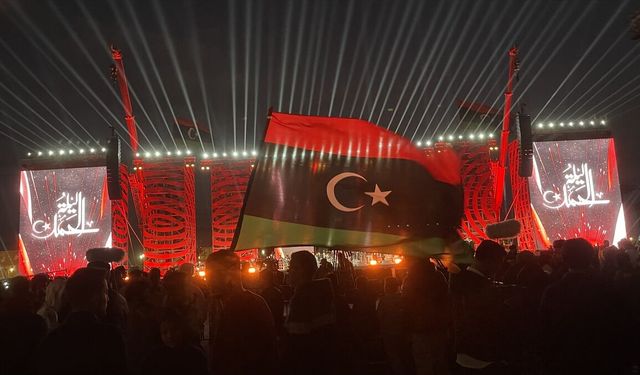 Libyalılar başkent Trablus'ta 17 Şubat Devrimi'nin 15. yıldönümünü kutladı