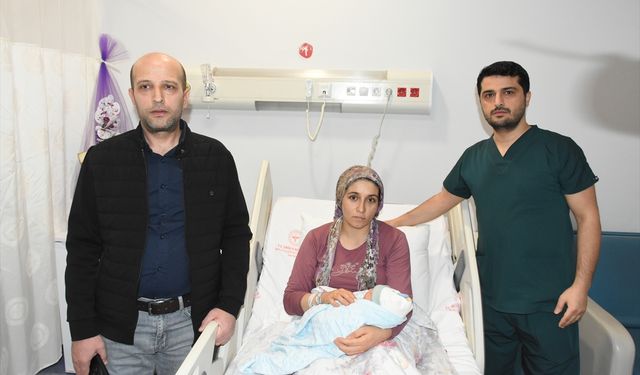 Malatya'da 6 Şubat depremde kızını kaybeden anne aynı tarihte doğum yaptı
