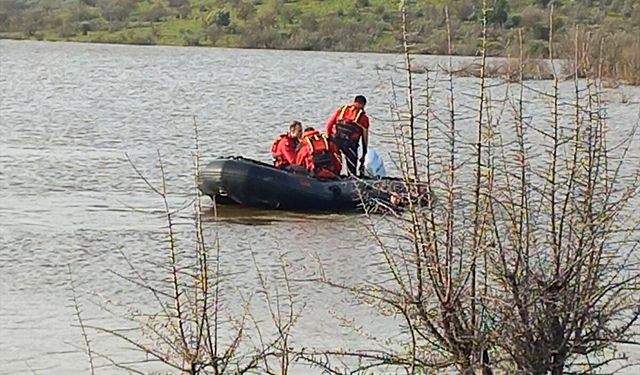 Manisa'da kaybolan gencin cesedi gölette bulundu