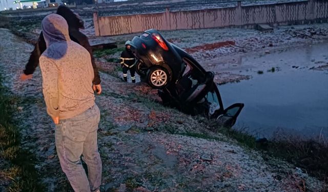 Mardin'de 3 aracın karıştığı kazada 1'i ağır 9 kişi yaralandı