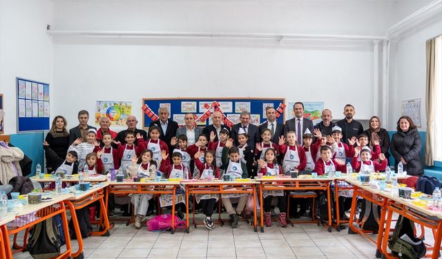 Marmarabirlik Bursalı öğrencileri mutfak atölyesinde buluşturdu