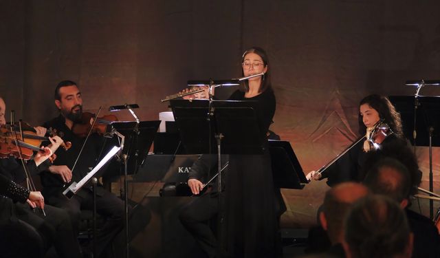 Mersin'de 'Müziğin Sonsuzluğunda Yarım Kalan Bir Beste: Laçin Akyol' konseri verildi