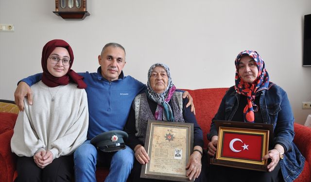 Mersin'de ölen emekli polisin ailesi, Bakan Yerlikaya'nın taziye mesajıyla duygulandı