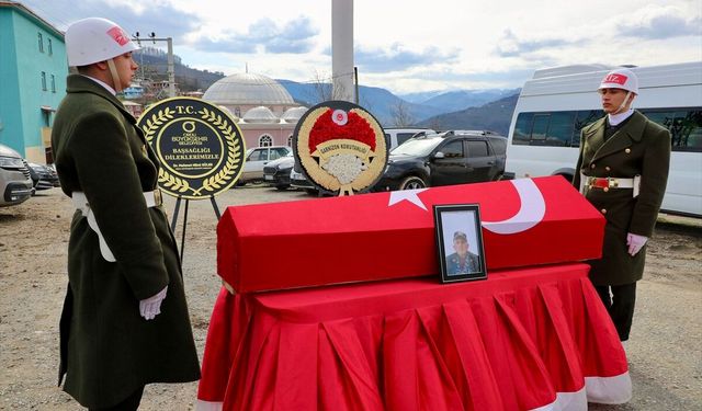 Ordu'da vefat eden Kore gazisi Çalışkan, son yolculuğuna uğurlandı