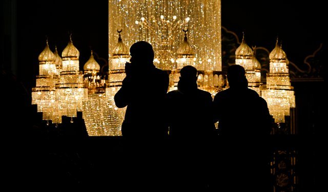 Rusya'nın başkenti Moskova'da ilk teravih namazı kılındı