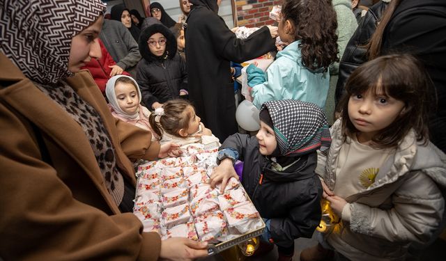 Sakarya ve Kocaeli'de ramazan ayı fener alayıyla karşılandı