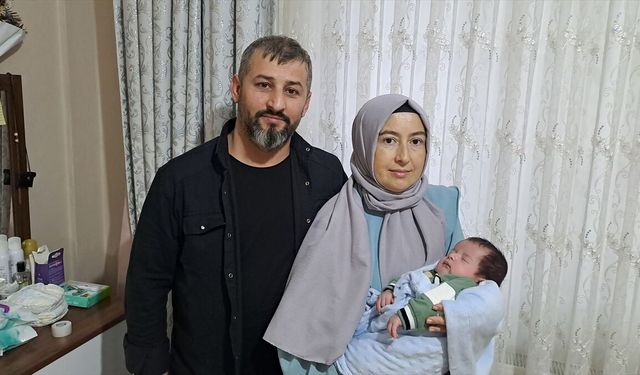 Sakarya'da 2 yıl ev hemodiyalizi tedavisi gören kadın, anne olmanın mutluluğunu yaşadı