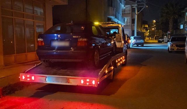 Sakarya'da 'drift' atan 2 sürücüye 116 bin 434 lira ceza kesildi