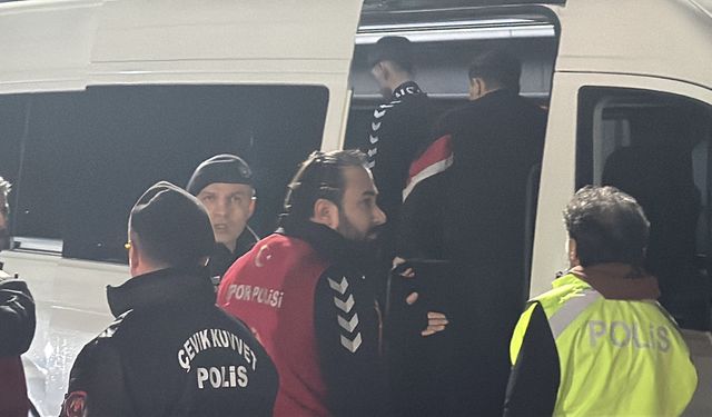 Samsun'da Trabzonspor takım otobüsünü taşladıkları iddiasıyla 6 kişi gözaltına alındı