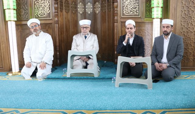 Siirt'te Kahramanmaraş merkezli depremlerde yaşamını yitirenler için mevlit okutuldu