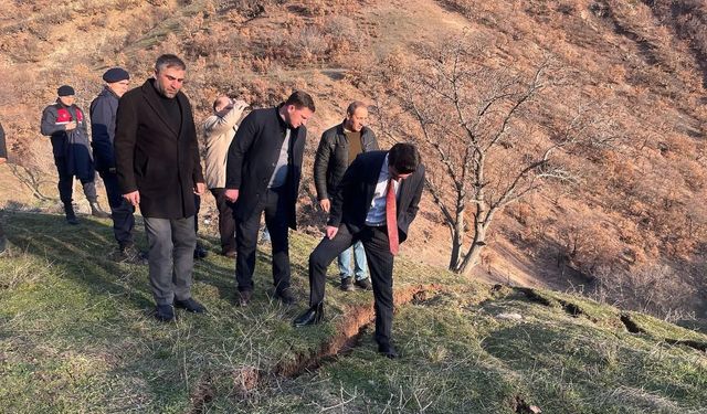 Sivas'ın Koyulhisar ilçesinde heyelan meydana geldi