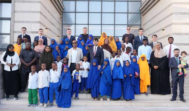 Somali'de Türk Büyükelçiliğinde özel gereksinimli çocuklar için film günü düzenlendi