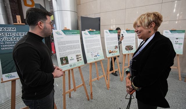 'Tarım Gençlerle Yükseliyor Proje Fikri Yarışması'nın kazananlarına ödül