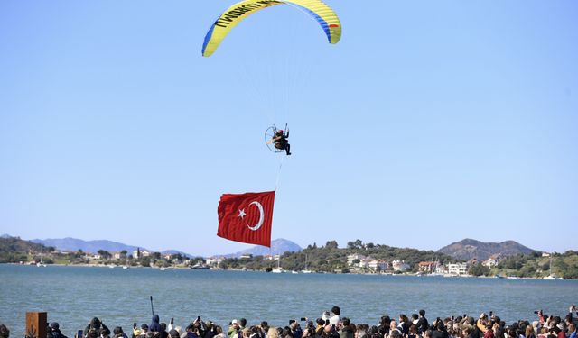 Tayyareci Fethi Bey isminin verildiği Fethiye'de anıldı