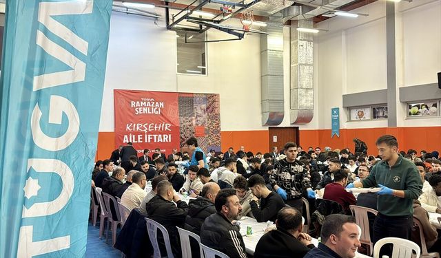 TÜGVA Genel Başkanı Beşinci, Kırşehir'de gençlerle iftarda bir araya geldi