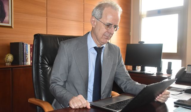 Türkiye'nin Abuja Büyükelçisi Poroy, AA'nın 'Yılın Kareleri' oylamasına katıldı