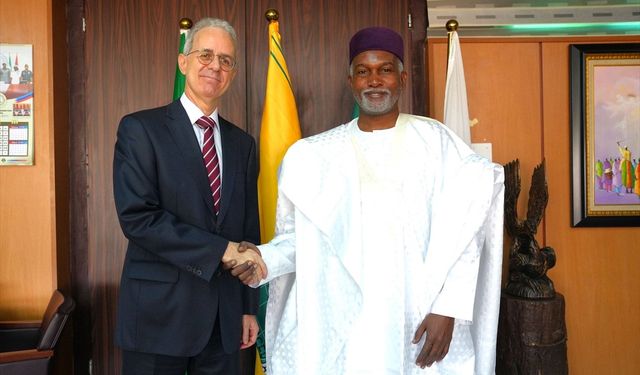 Türkiye'nin Abuja Büyükelçisi Poroy, Nijerya Dışişleri Bakanı Tuggar'ı ziyaret etti