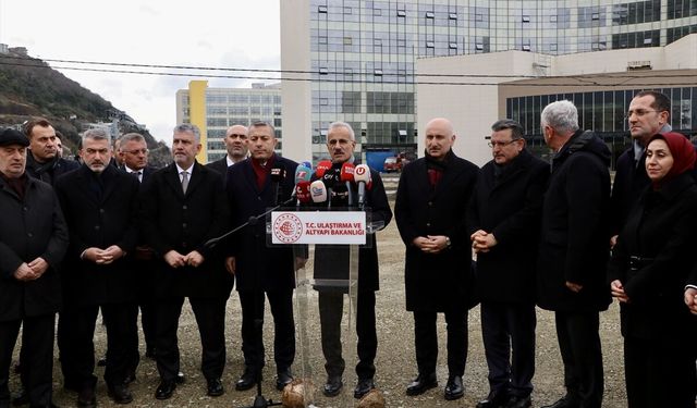 Ulaştırma ve Altyapı Bakanı Uraloğlu, Trabzon'da konuştu: