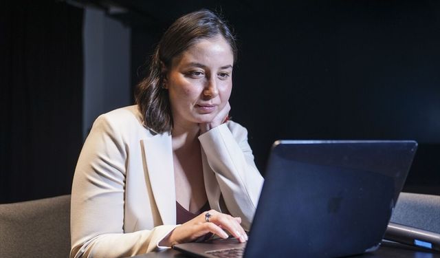 Ultra maraton yüzücüsü Bengisu Avcı, AA'nın 'Yılın Kareleri' oylamasına katıldı