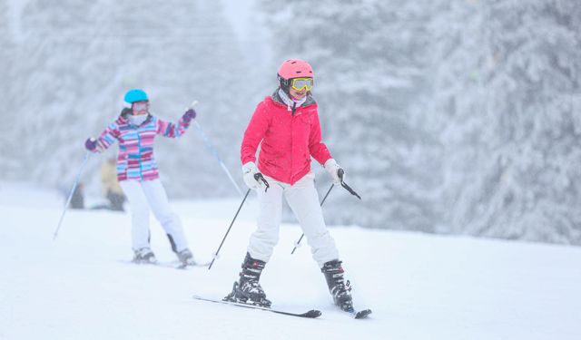 Uludağ'da kar etkili oluyor