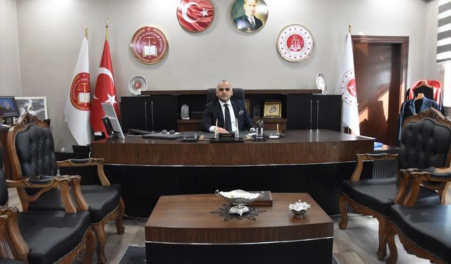 Van Cumhuriyet Başsavcısı Kara'dan 'banka hesabınızı kullandırmayın' uyarısı