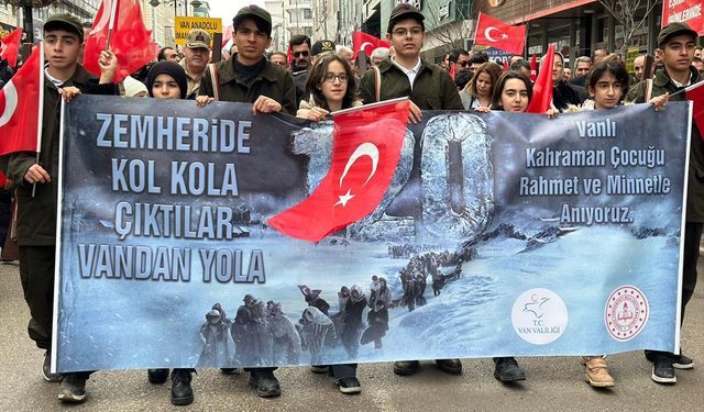 Van'da '120 kahraman çocuk' anıldı