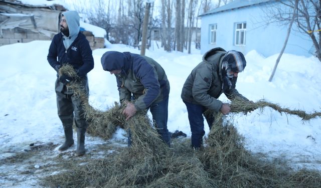 Van'da kırsal mahalle sakinleri 'köse-gelin' geleneğini yaşatıyor