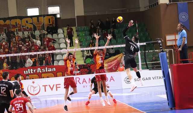 Voleybol: SMS Grup Efeler Ligi