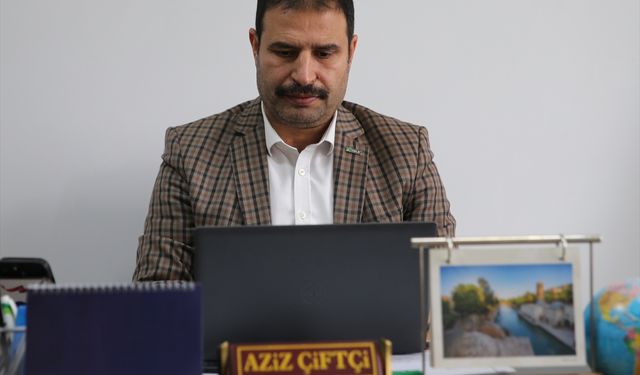 Yeşilay Şanlıurfa Şube Başkanı Çiftçi, AA'nın 'Yılın Kareleri' oylamasına katıldı