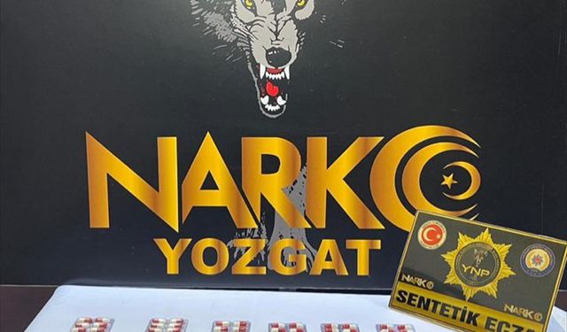 Yozgat'ta otomobilde 182 sentetik uyuşturucu hap ele geçirildi