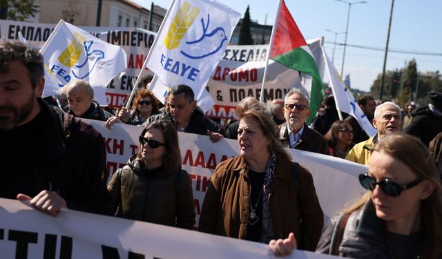 ABD ve İsrail'in İran'a yönelik saldırıları Atina'da protesto edildi