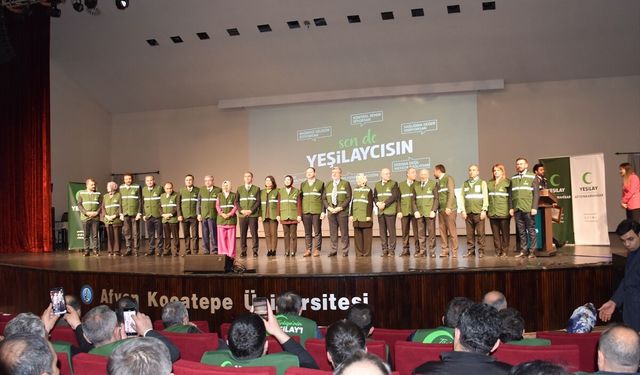 Aile ve Sosyal Hizmetler Bakanı Göktaş, Afyonkarahisar'da Yeşilay Haftası Buluşması'nda konuştu: