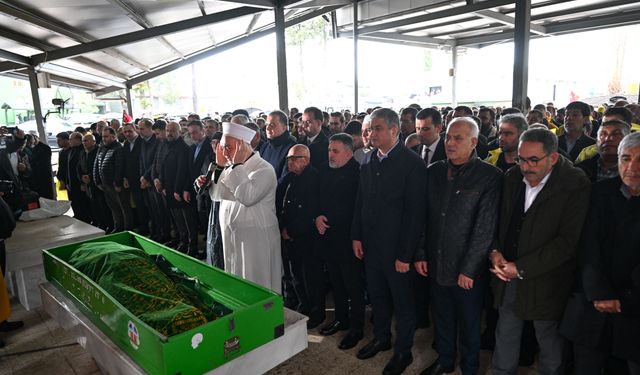 AK Parti Adana İl Başkanı Dağlı'nın annesinin cenazesi defnedildi