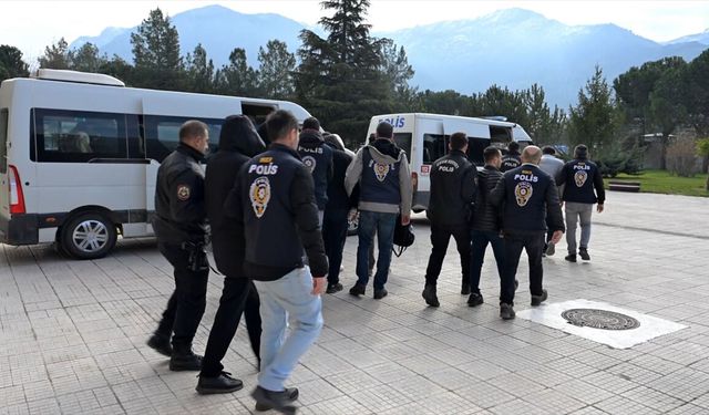 Amasya merkezli 10 ilde yasa dışı bahis operasyonunda 13 şüpheli tutuklandı