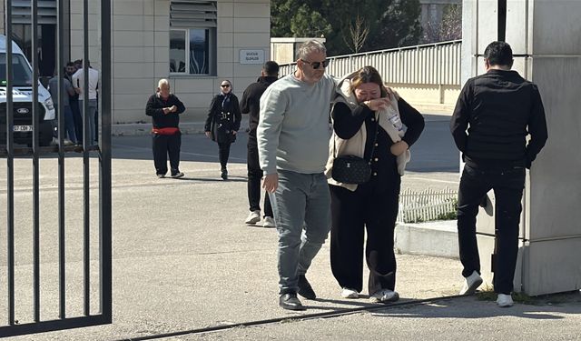 Antalya'da devrilen motosikletin sürücüsü hayatını kaybetti