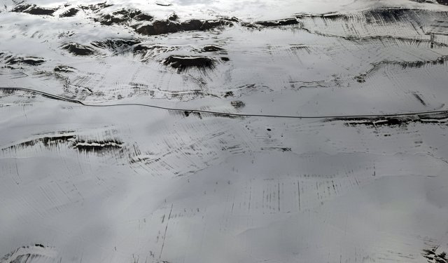 Ardahan ve Kars'ta kar yağışı ve soğuk hava etkili oldu