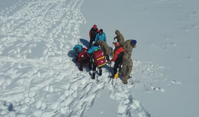 Ardahan'da çığ tatbikatı gerçekleştirildi