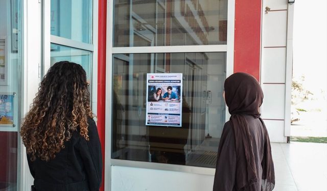 Aydın'da üniversite öğrencileri IBAN dolandırıcılığına karşı bilgilendirildi