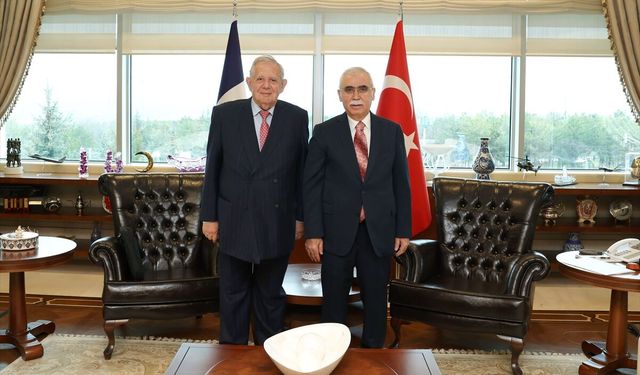 AYM Başkanı Özkaya, Fransa Anayasa Konseyi Üyesi Mezard ile görüştü
