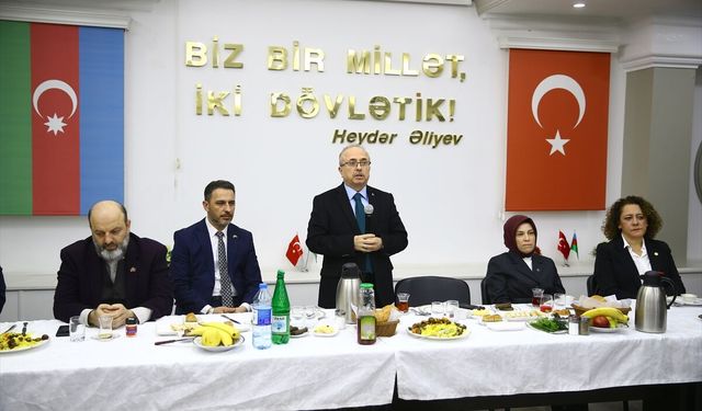 Bakü'deki Türk kurum ve kuruluşların temsilcileri iftarda bir araya geldi
