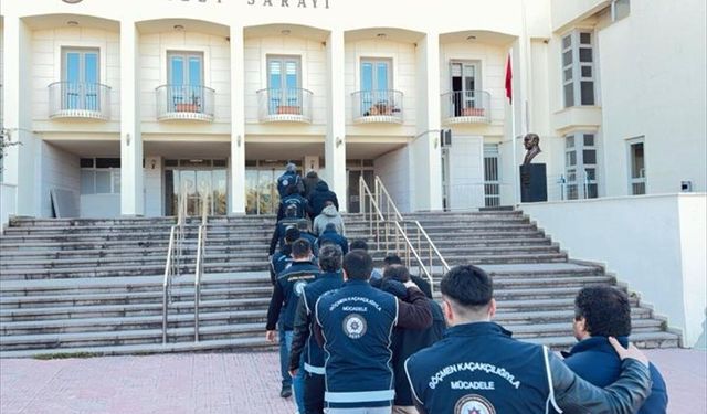 Bodrum'da göçmen kaçakçılığı yaptıkları iddiasıyla gözaltına alınan 9 zanlı tutuklandı