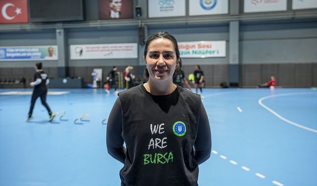 Bursa Büyükşehir Belediyespor Kadın Hentbol Takımı, şampiyonluğa odaklandı