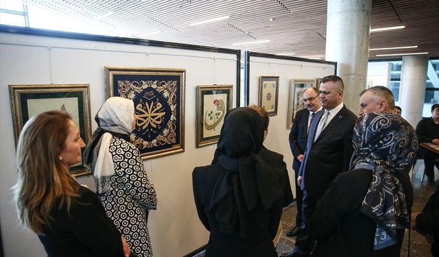 Bursa'da 'Sanatın Diliyle Değerlerimiz' sergisi açıldı