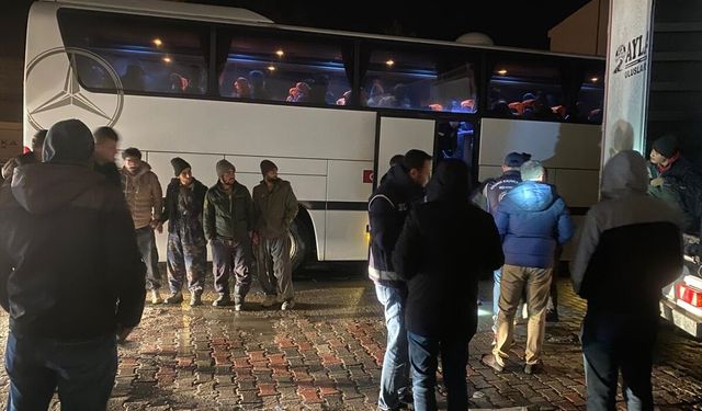 Çankırı'da 75 düzensiz göçmen yakalandı