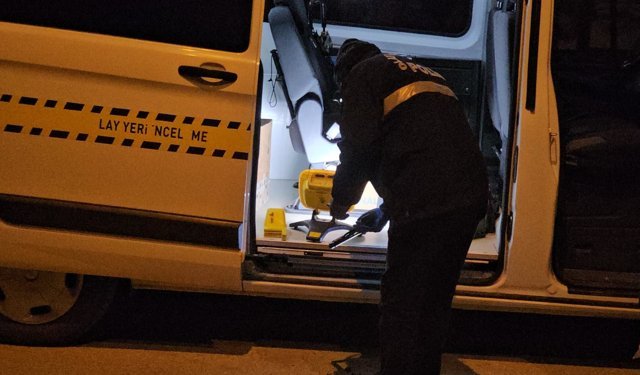 Çorum'da bir eve zorla girdikleri iddiasıyla 4 kişi gözaltına alındı