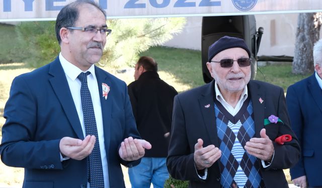 Çorum'da şehit mezarlarında bakım ve onarım çalışması yapıldı