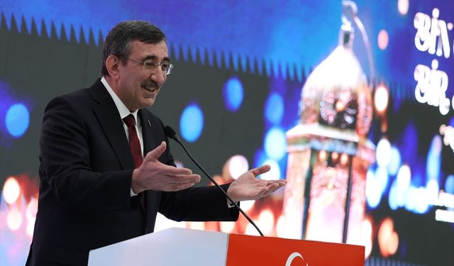 Cumhurbaşkanı Yardımcısı Yılmaz, Bingöl'de iftar programında konuştu: